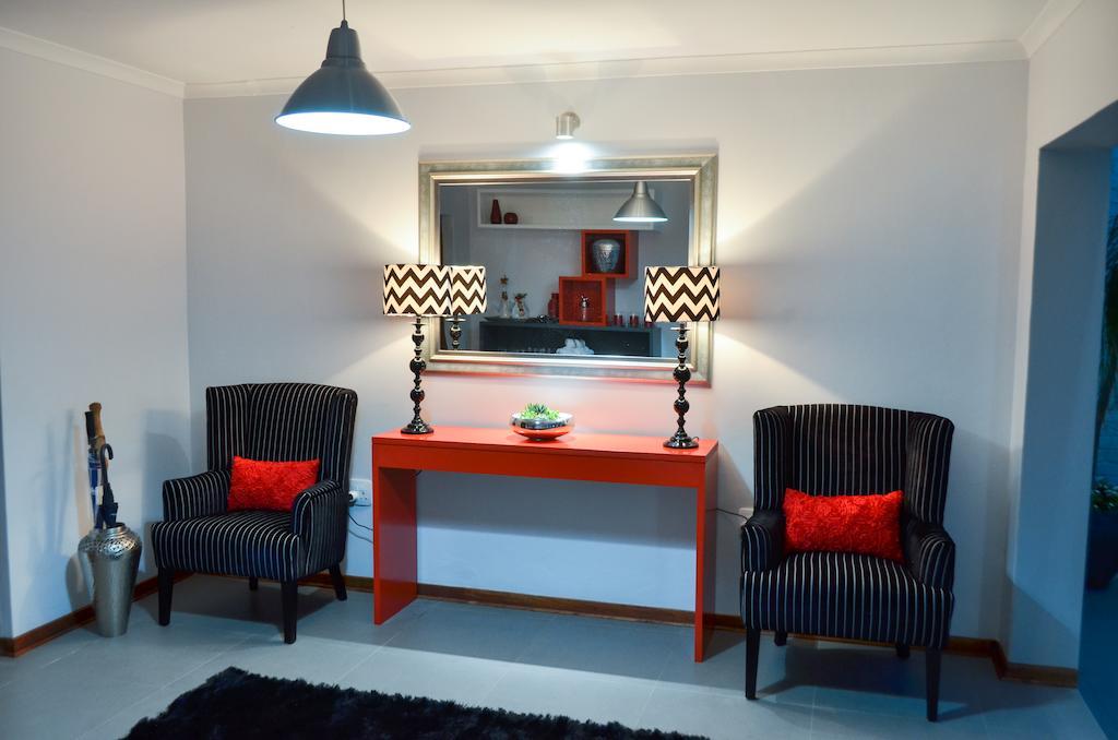Yalla Yalla Boutique Hotel วิตแบงก์ ภายนอก รูปภาพ