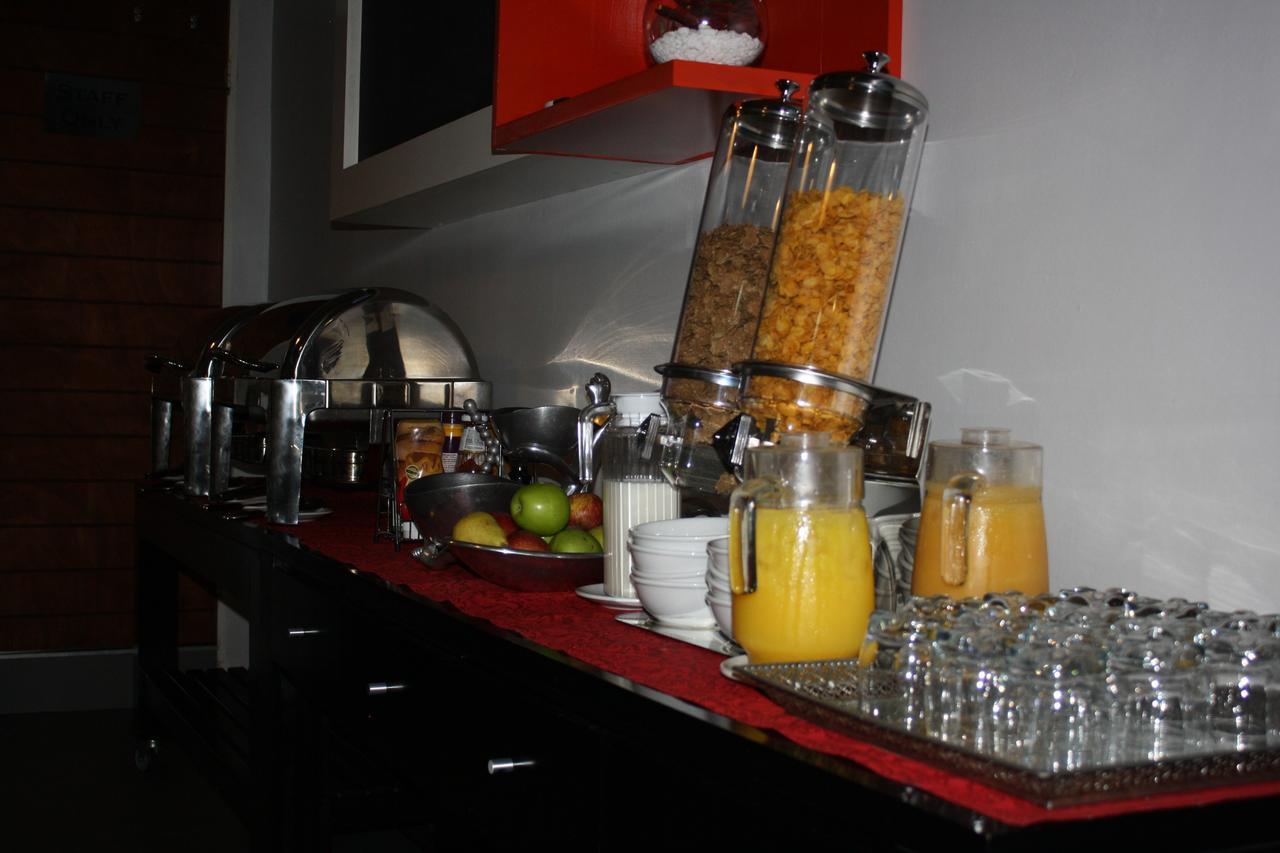 Yalla Yalla Boutique Hotel วิตแบงก์ ภายนอก รูปภาพ