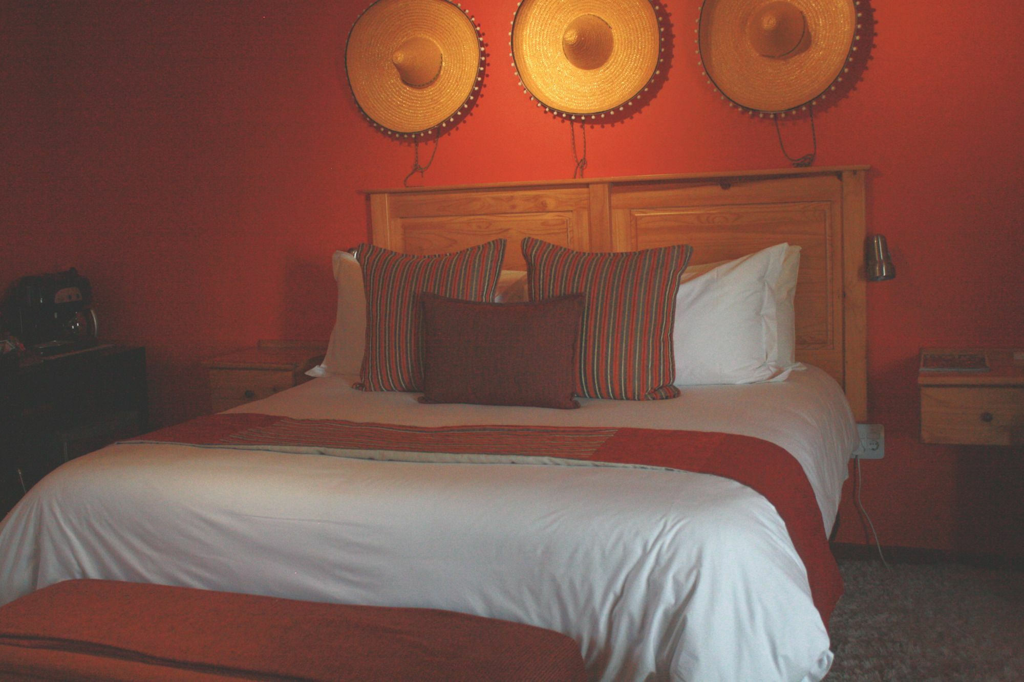 Yalla Yalla Boutique Hotel วิตแบงก์ ภายนอก รูปภาพ